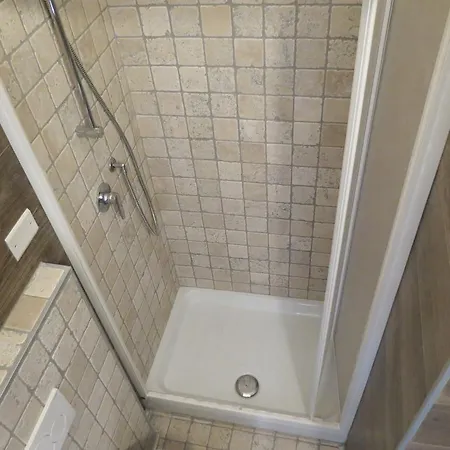 Ξενοδοχείο Extrahotel Paradise 2*